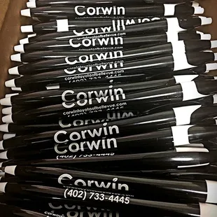 Express your image with promotional products or advertising specialists!