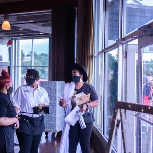 Team chat while setting up for Betsey and Jay and Boulevard