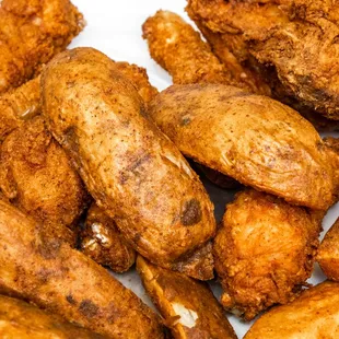 chicken wings, fried chicken wings, poultry, bbq chicken, chicken, chicken wings and fried chicken, food, bbq wings, fried chicken