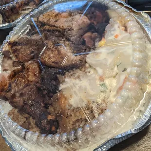 Jerk chicken with macaroni salad