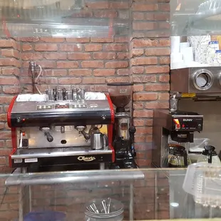 Espresso machine and real cafe con leche