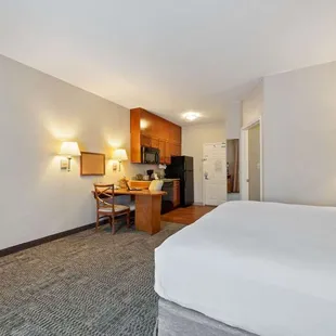 Studio Suite - 1 King Bed