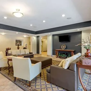 Lobby and Guest Check-in