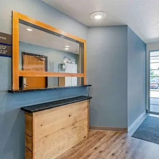 Lobby and Guest Check-in