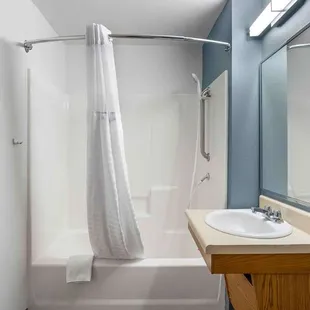 Studio Suite - 1 Full Bed