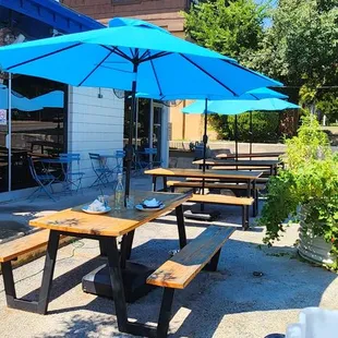 Outdoor seating