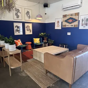 Another seating area.