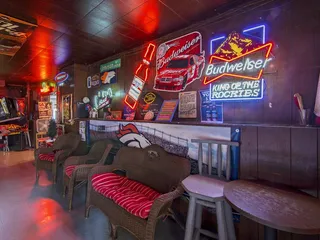 Casual Lounge
