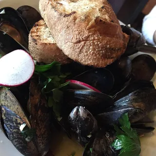 Steamed Mussels in Corn Broth