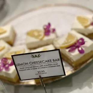 Lemon Cheesecake Bar