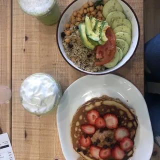 Organic Quinoa Bowl