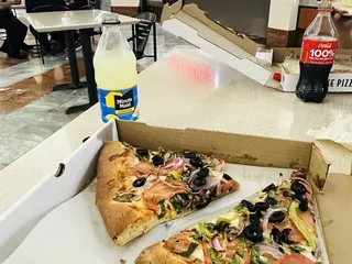 Blondie’s Pizza