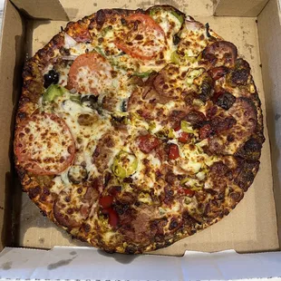 Individual 10&quot; Half Half Pizza.