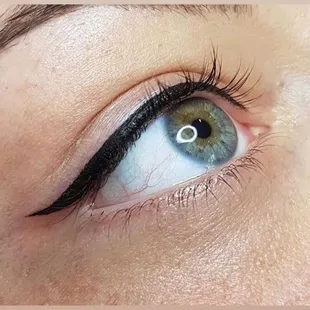 Eyebrow Shaping by Asia