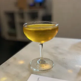 Saffron martini