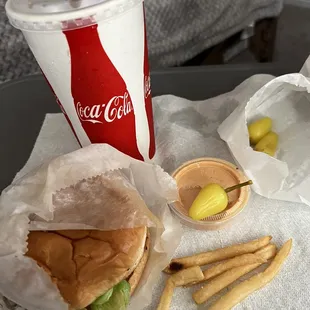 The meal that i choose. Cheeseburger Meal