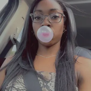 Rochelle F.