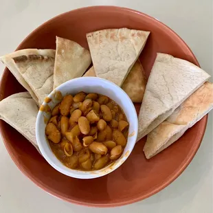Loubia Soup with Pita