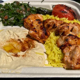 Chicken kebab with hummus and tabouli