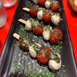 Pincho Caprese