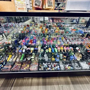 Tobacco pipes &amp; accessories