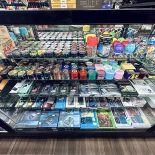 Tobacco grinders &amp; scales