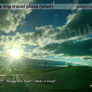 Leaving the E-Z Trip Travel Plaza and back onto the I-5.