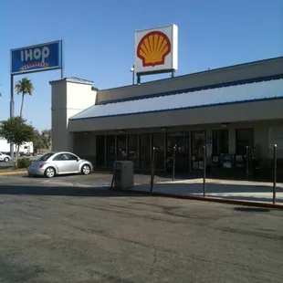 Rip off and terrible services