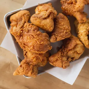 a bowl of fried chicken