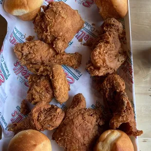 8-piece chicken and rolls