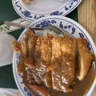 Mini Ramen, Mini Chicken Katsu Curry Rice and 4 Pieces Gyoza Combo