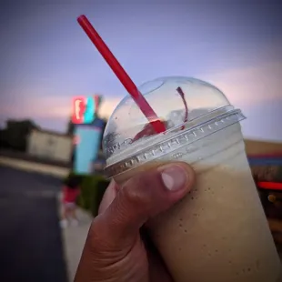 Expresso shake to top off