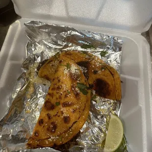 birria tacos