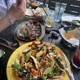 FAJITA TACO SALAD