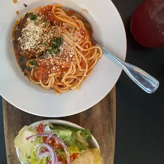 SPAGHETTI & MEATBALLS