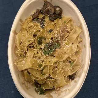 VEGAN MUSHROOM SPINACH