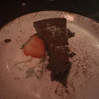 CHOCOLATE MOUSSE CAKE