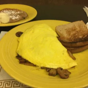 Mushroom and Onion Omlette