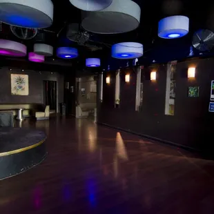 Photo by Allen Passalaqua (angryf)