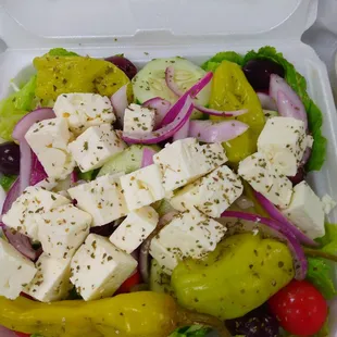 Salad. The tray is full!