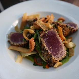 Ahi tuna @dumplingadventuress