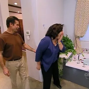 Lizzie's parents reaction to their new house