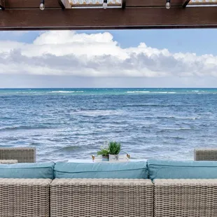 The Conversation 6 Piece in North Shore, HI