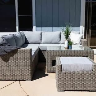 The Sectional 6 Piece &amp; Footrest in Kailua, HI