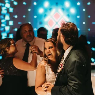Stunning lighting on the dance floor for lifelong memories!