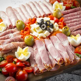 C A T E R I N G - P O R T I O N antipasto platter