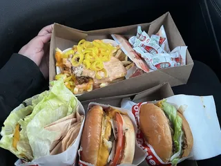 IN-N-Out Burger