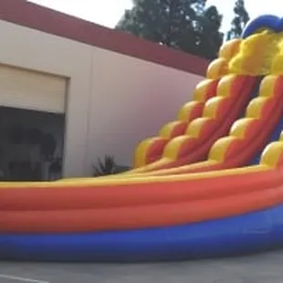 24' Tall water slide