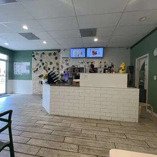 the front desk of a coffee shop