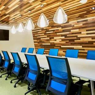 Project: OK Produce. For more details on this space and to view more projects please visit our website: www.facilitydesigns.com